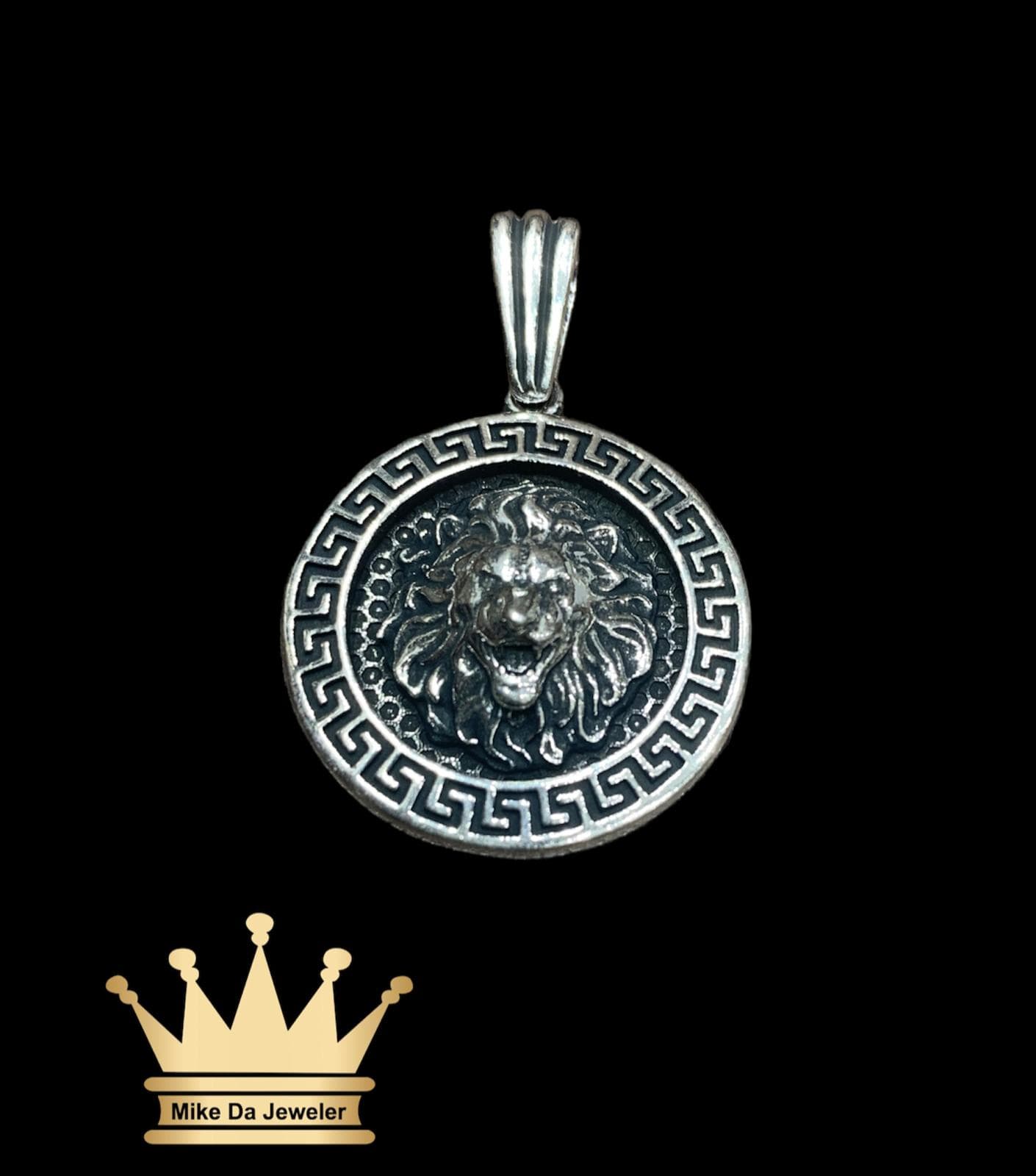 925 Sterling Silver Lion Face Pendant with Versace Border