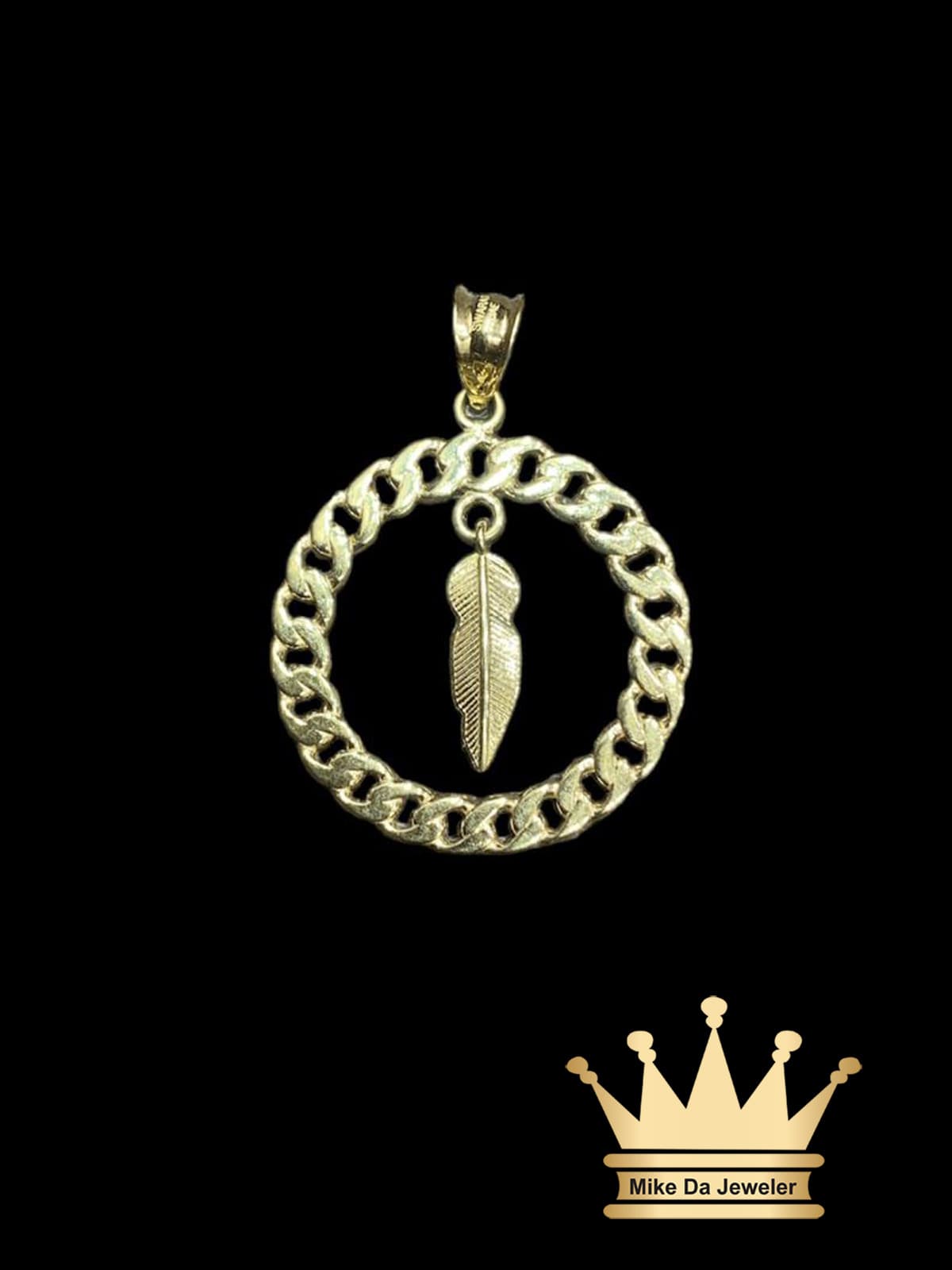 18K Gold Cuban Link Border Pendant with Wings