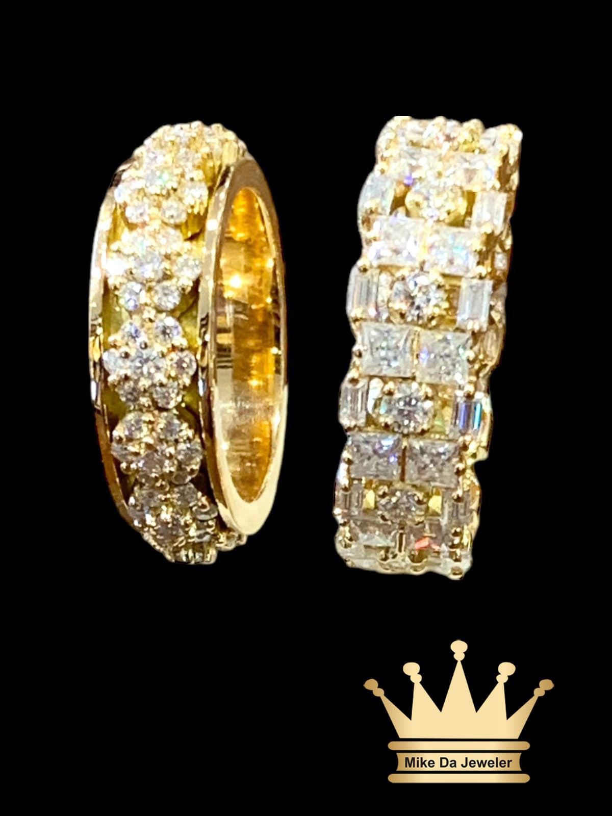 18K Gold Wedding Band Set with Moissanite Diamonds