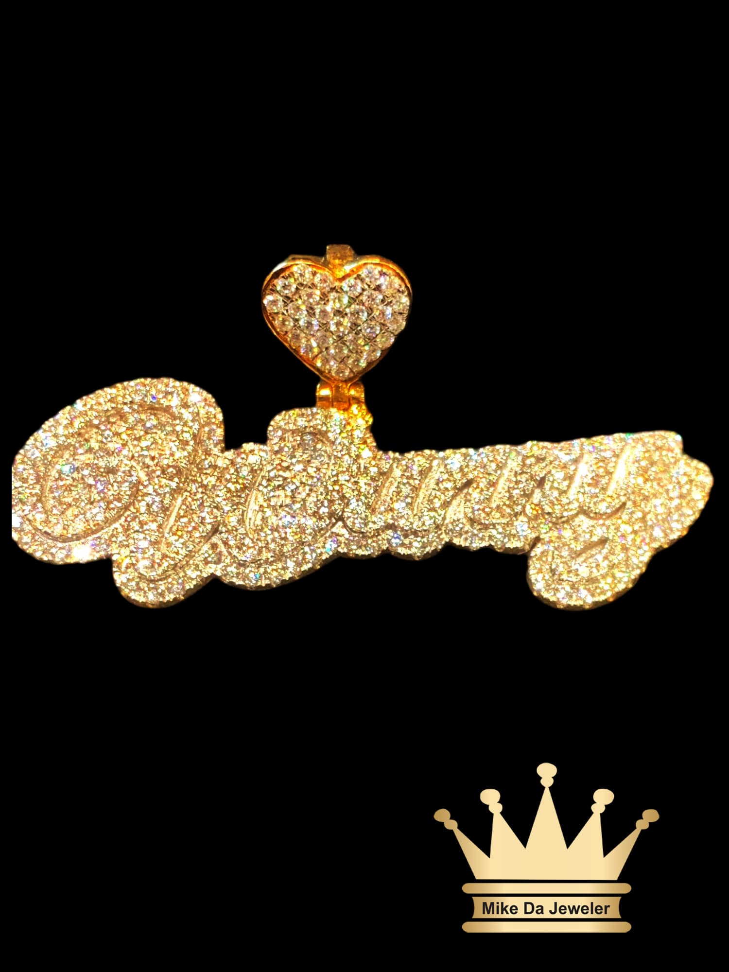 18k Gold Cutout Name Pendant with VVS Diamonds