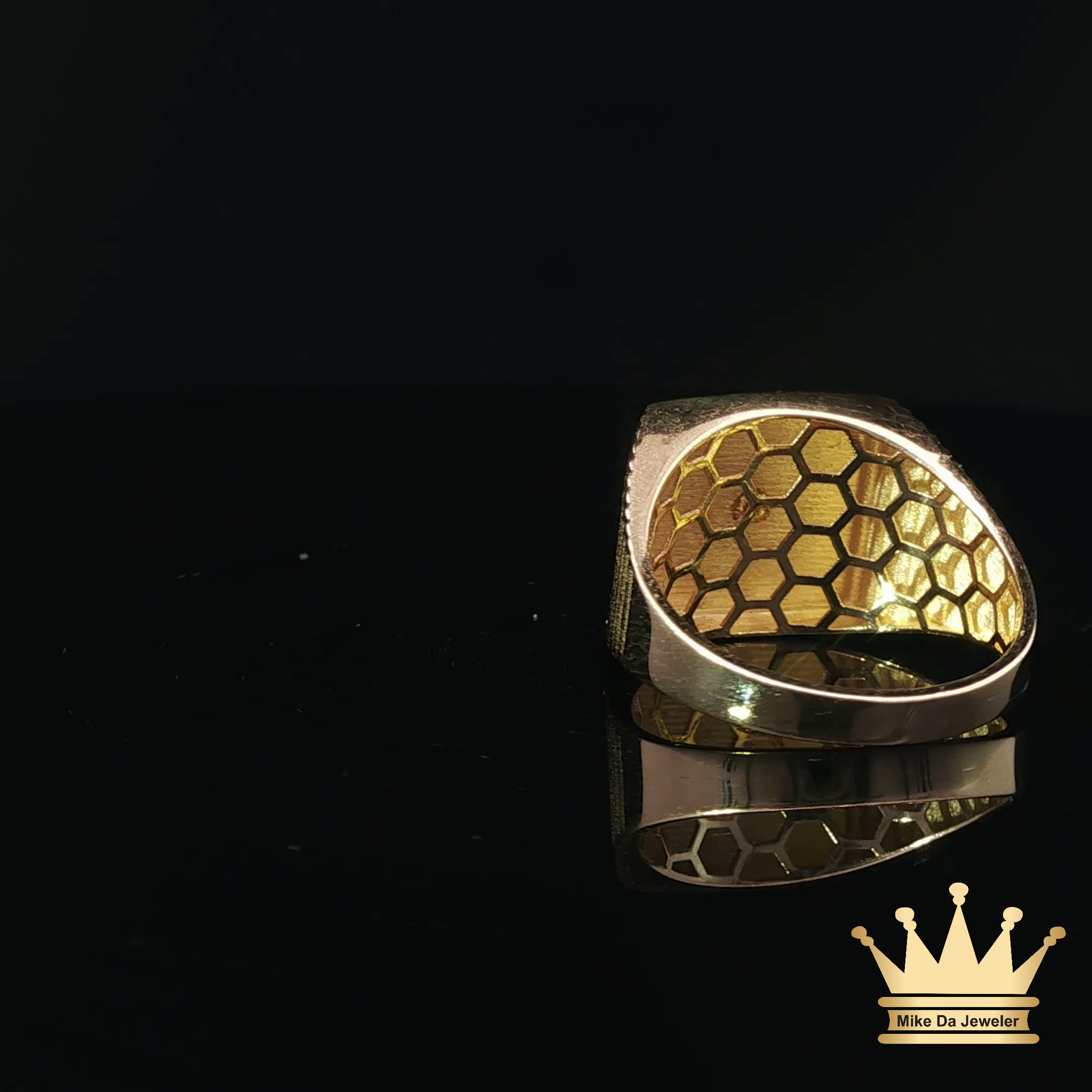 18K Yellow Gold Africa Map Ring