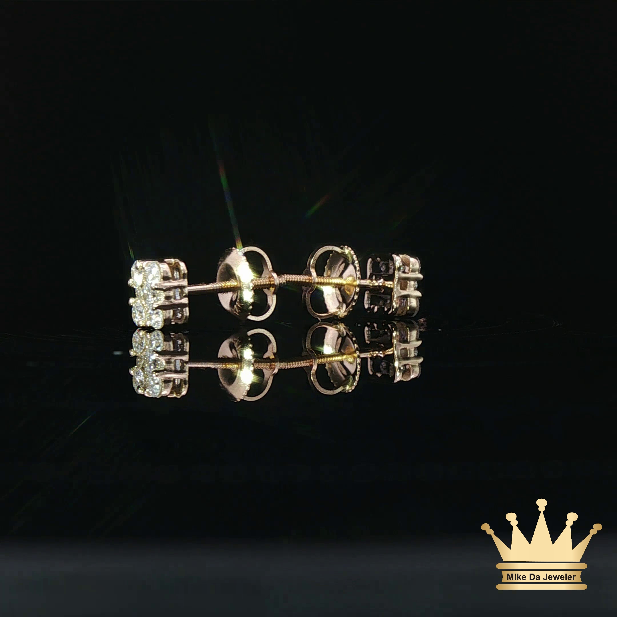 14K Gold Square Diamond Stud Earrings – Compact Sparkle