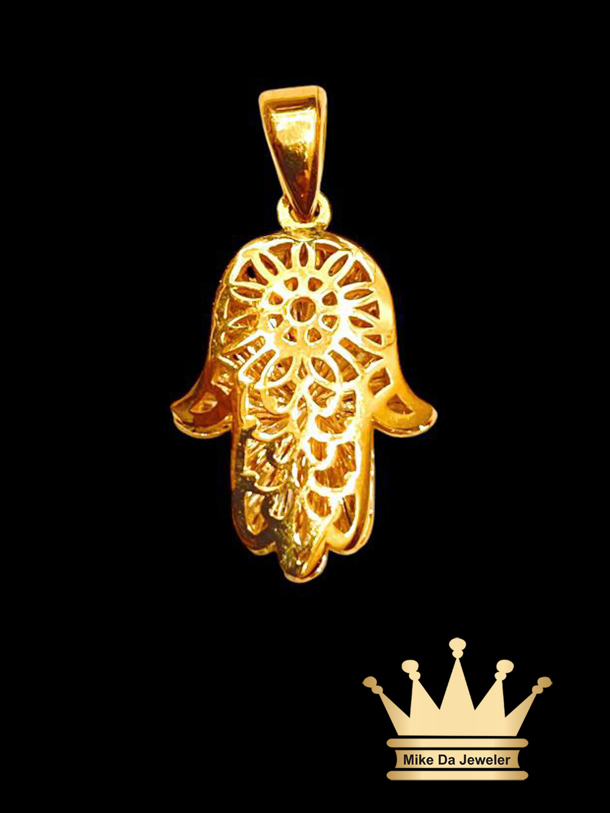 18K Gold 3D Hamsa Charm Net Design
