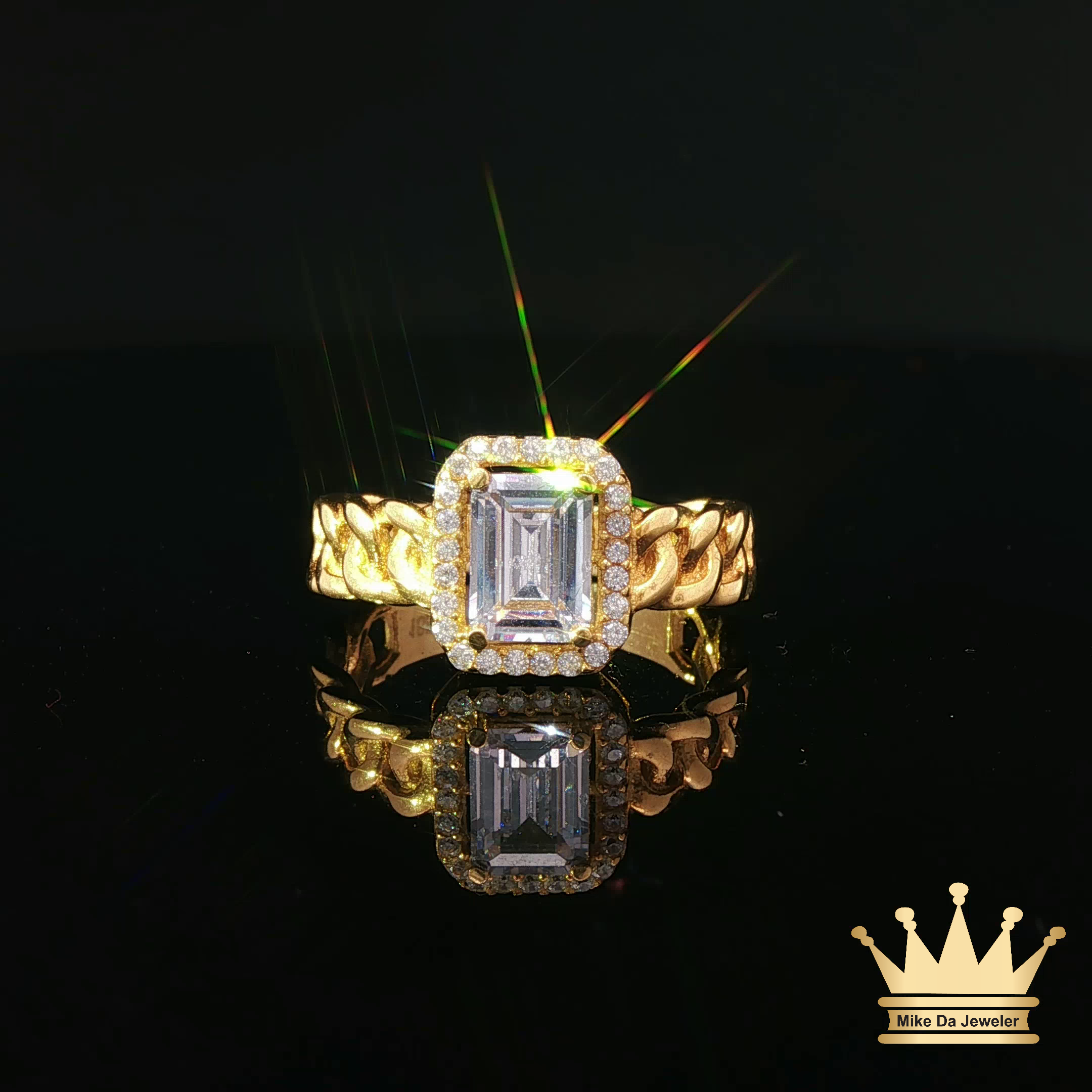 18K Yellow Gold Emerald-Cut Diamond Cuban Link Ring
