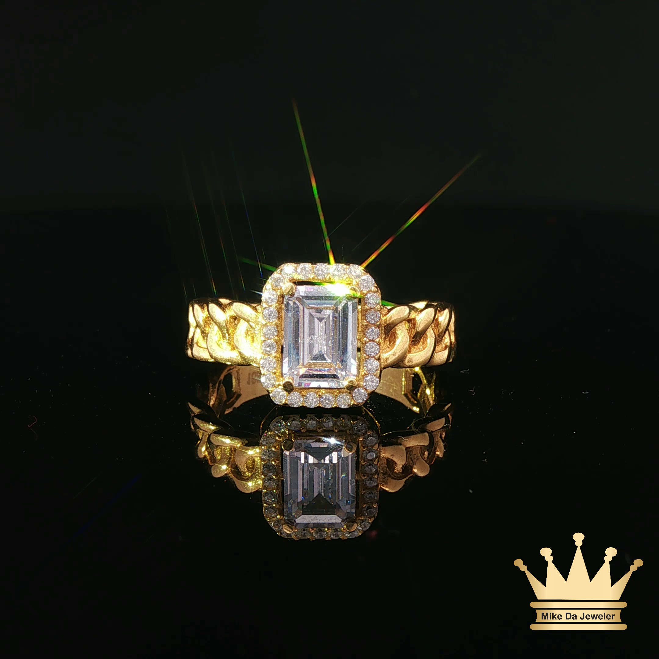 18K Yellow Gold Emerald-Cut Diamond Cuban Link Ring