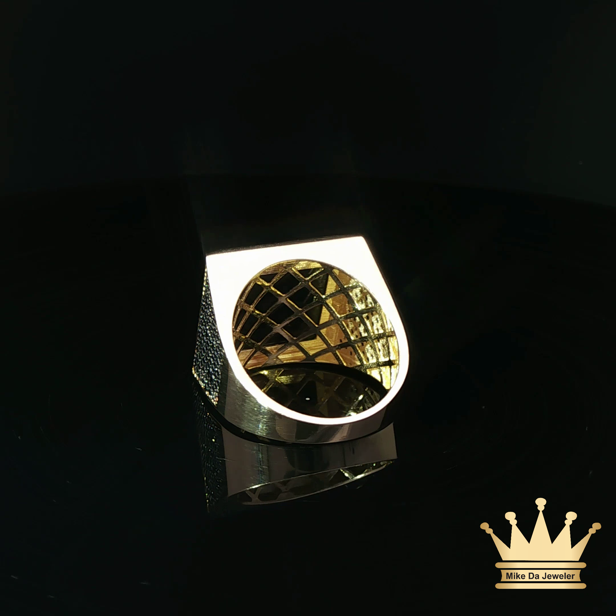 14K Yellow Gold Black Onyx Men’s Ring with Greek Key Frame