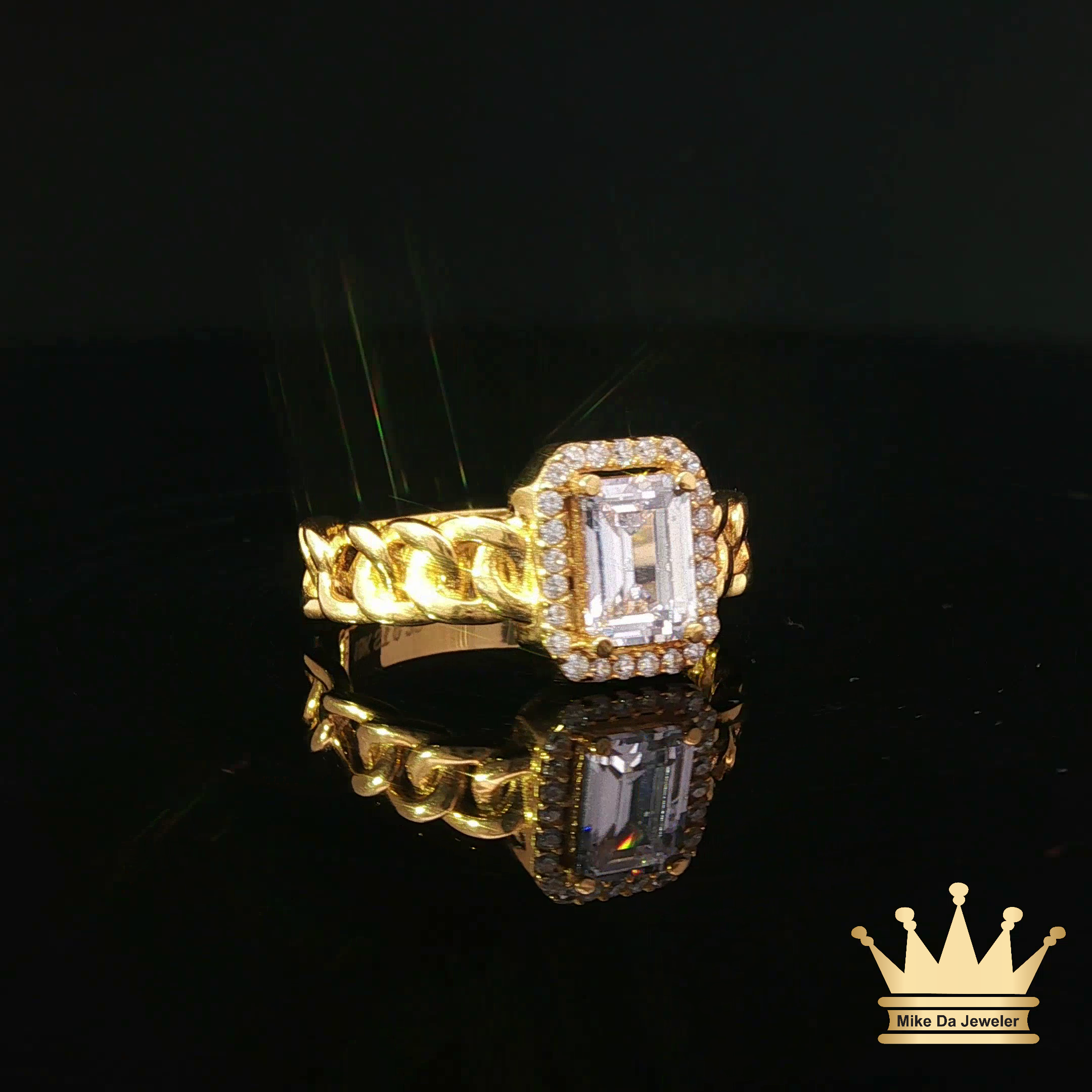 18K Yellow Gold Emerald-Cut Diamond Cuban Link Ring