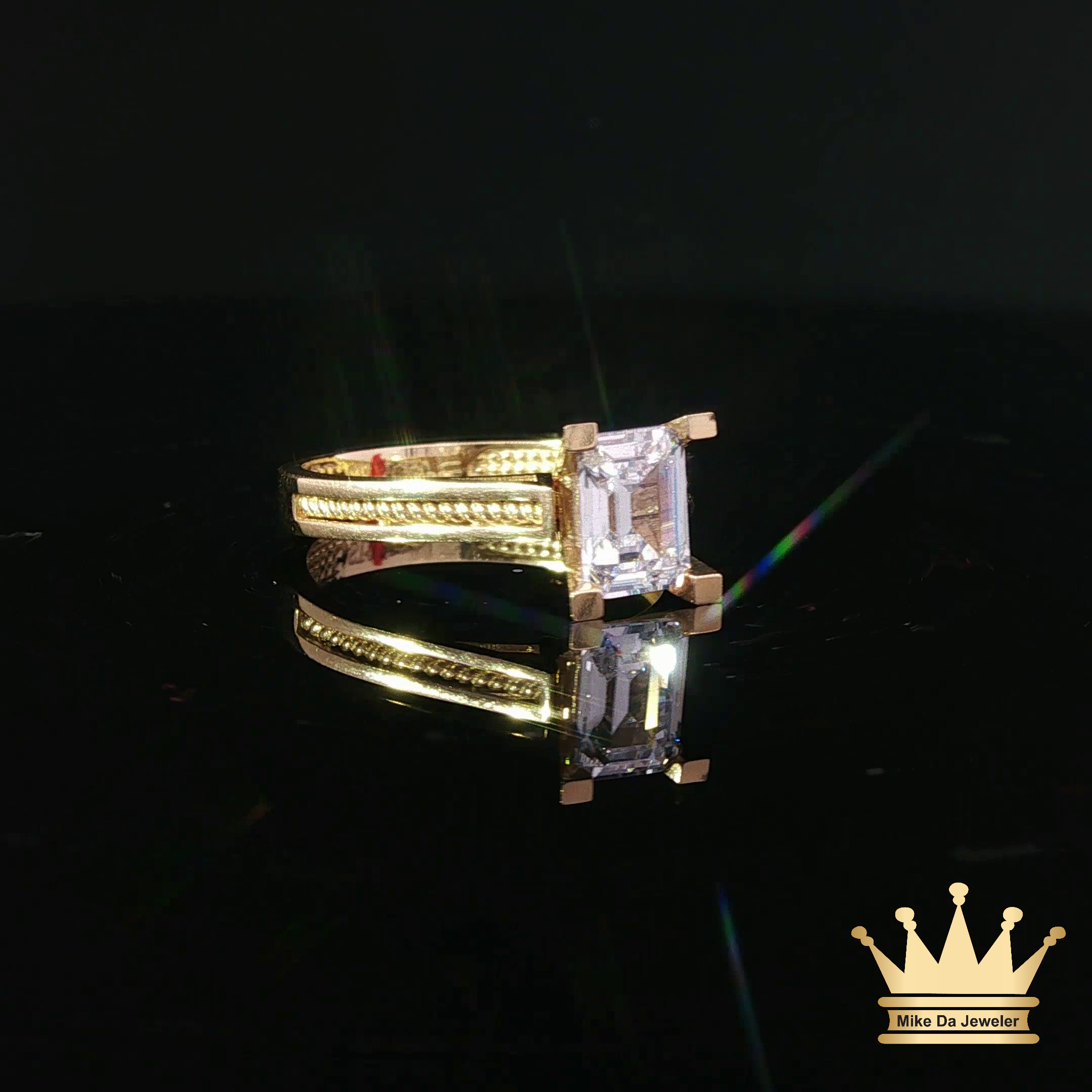 18K Yellow Gold Emerald-Cut Diamond Ring