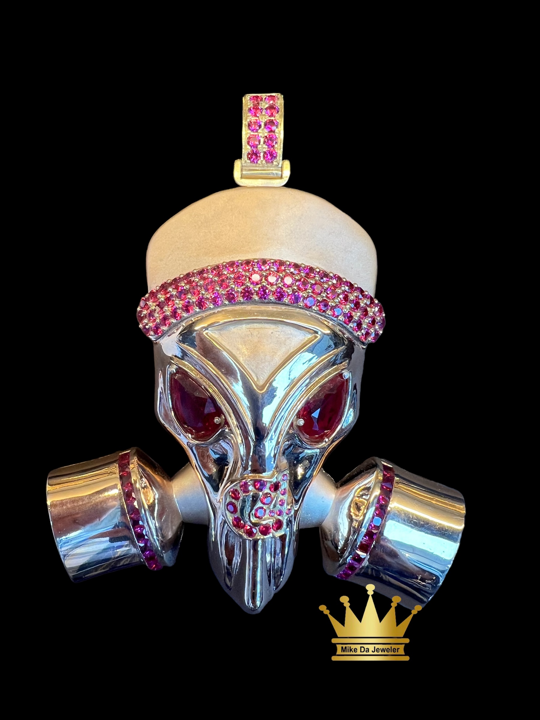 14k gold Gas Mask custom made piece 81.62 grams with Rubies