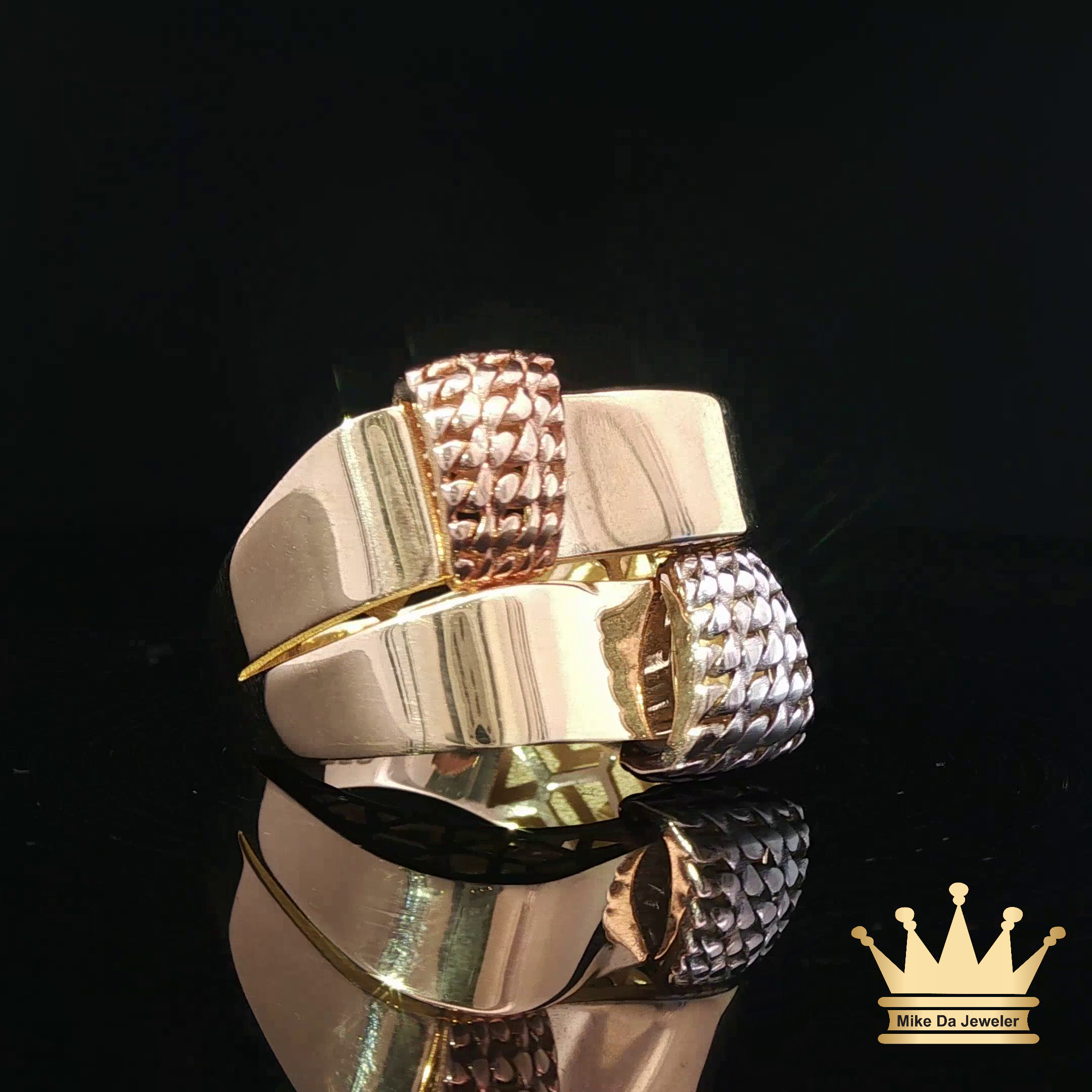 18K Tri-Color Gold Fashion Ring