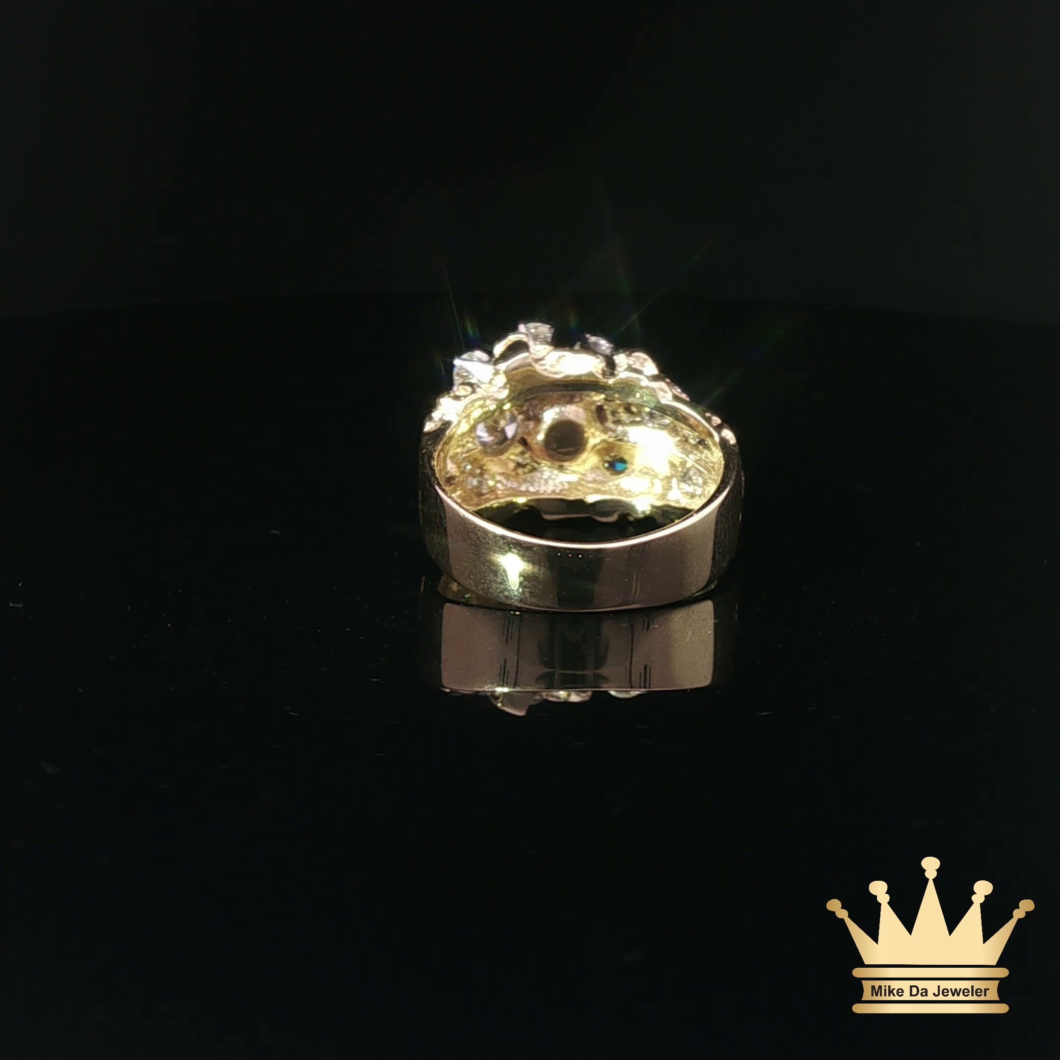 18K Textured Yellow Gold Diamond Cluster Ring