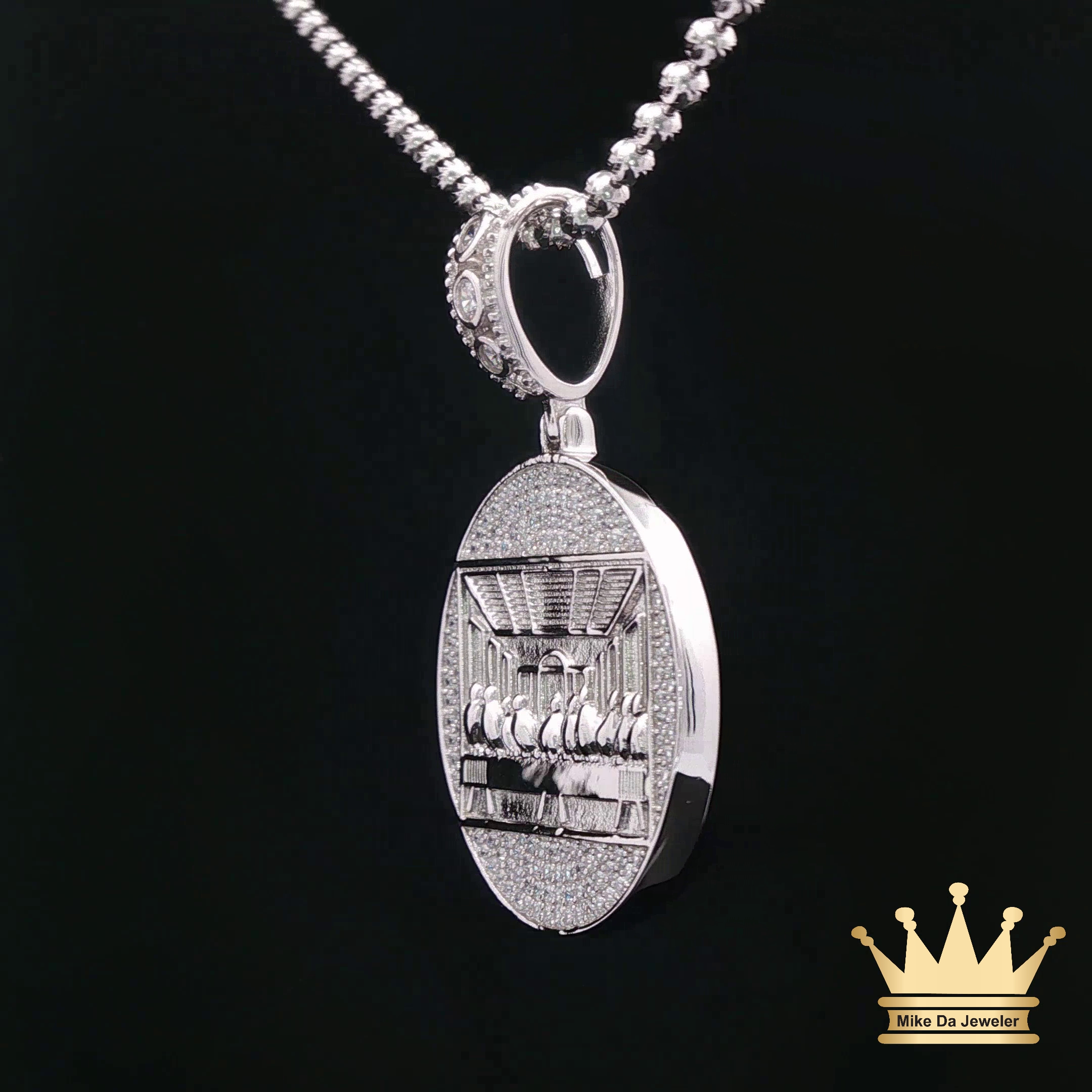 Last Supper Circle Pendant in Sterling Silver