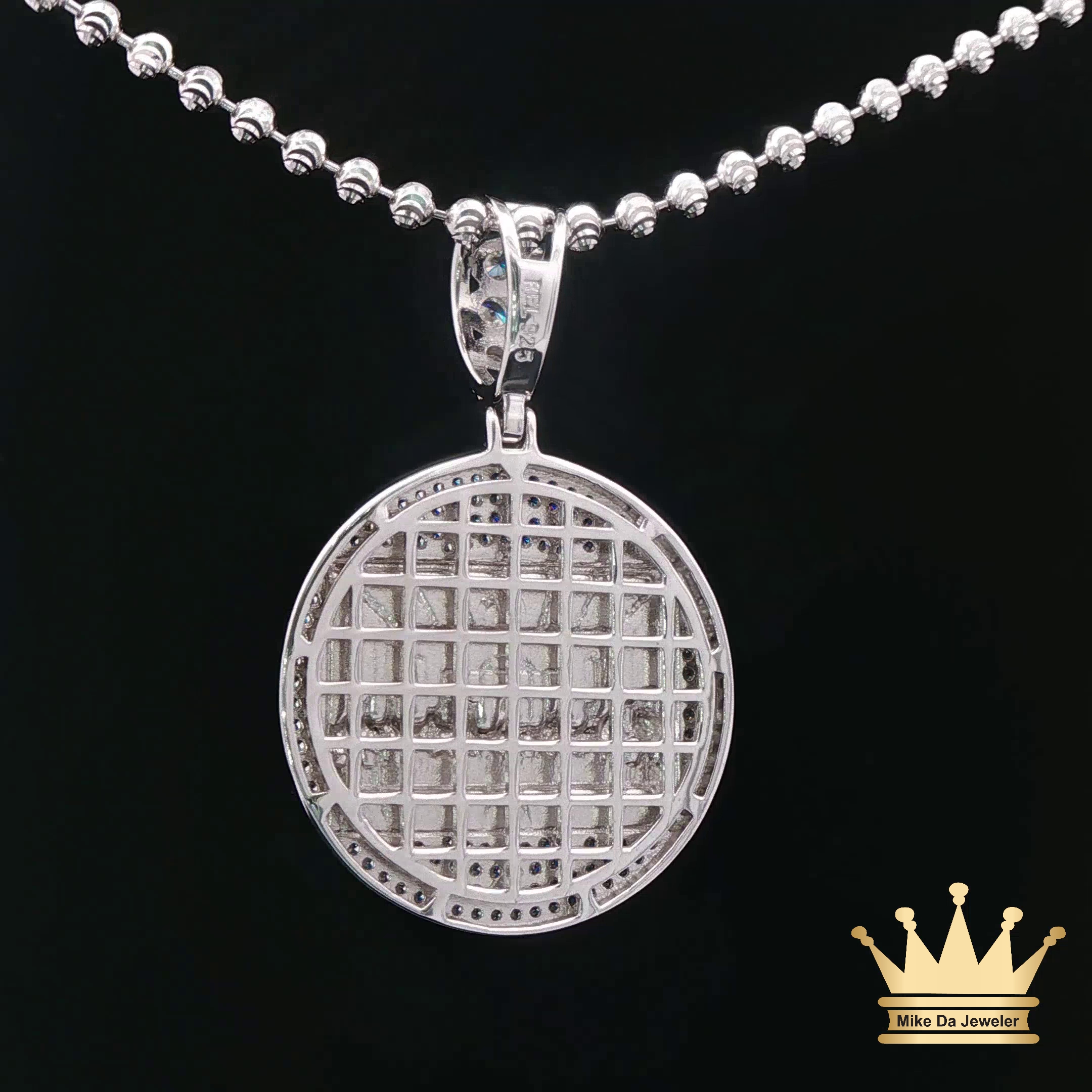 Last Supper Circle Pendant in Sterling Silver