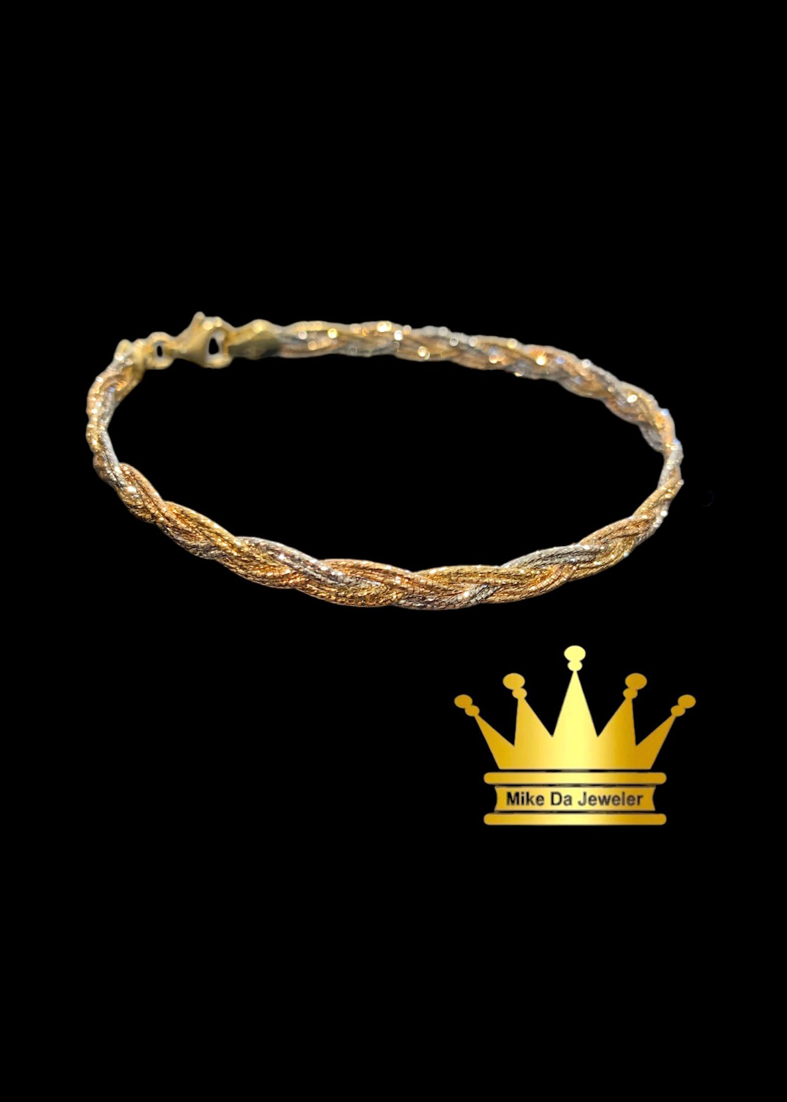 18 Karat Tricolor Female Bracelet Weight 6.380 size 7.50 inch
