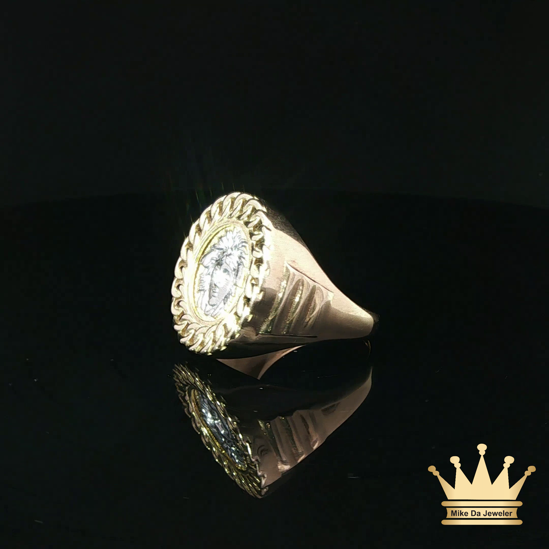 14K Circle Shaped Men's Medusa Ring with Cuban Ring Style