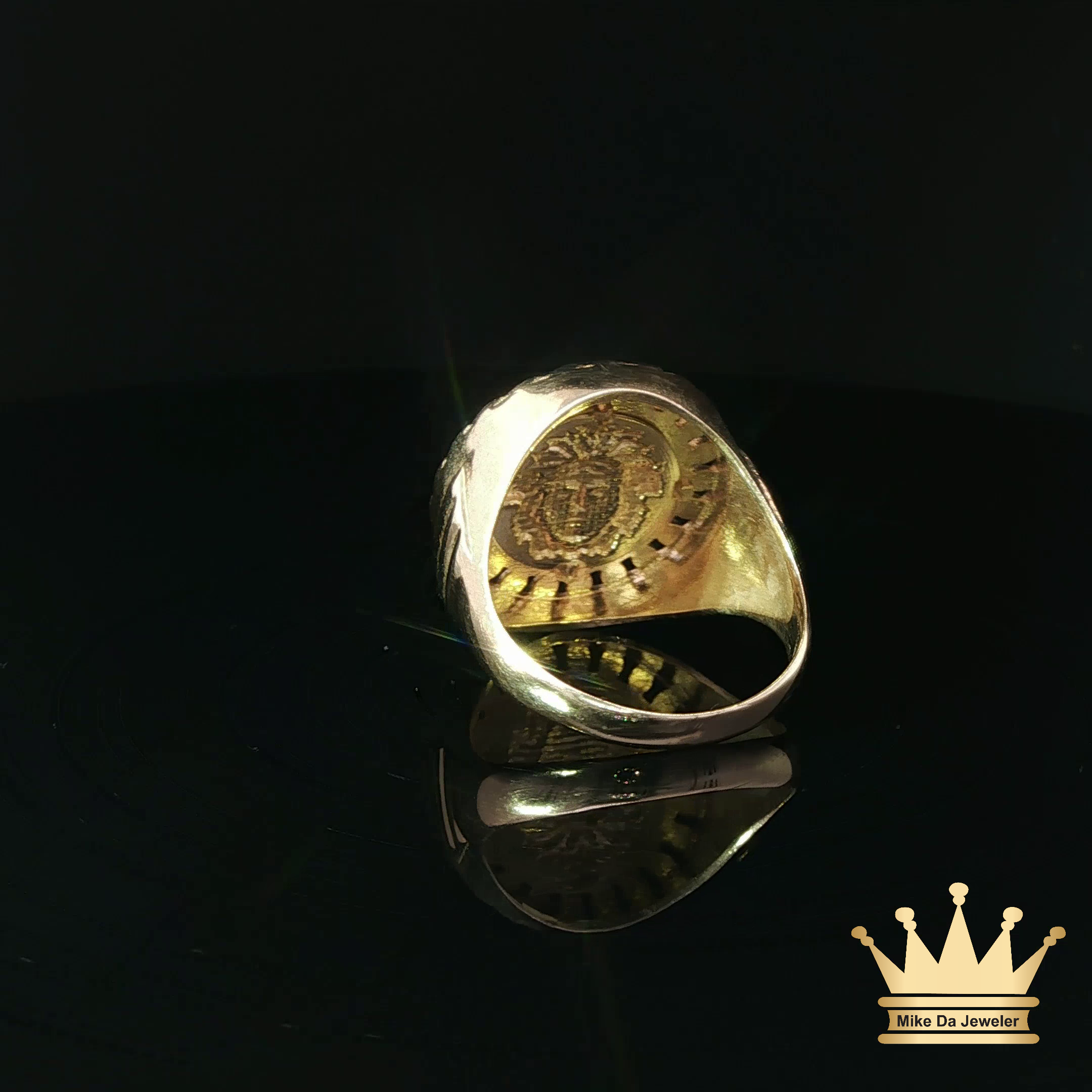 14K Circle Shaped Men's Medusa Ring with Cuban Ring Style