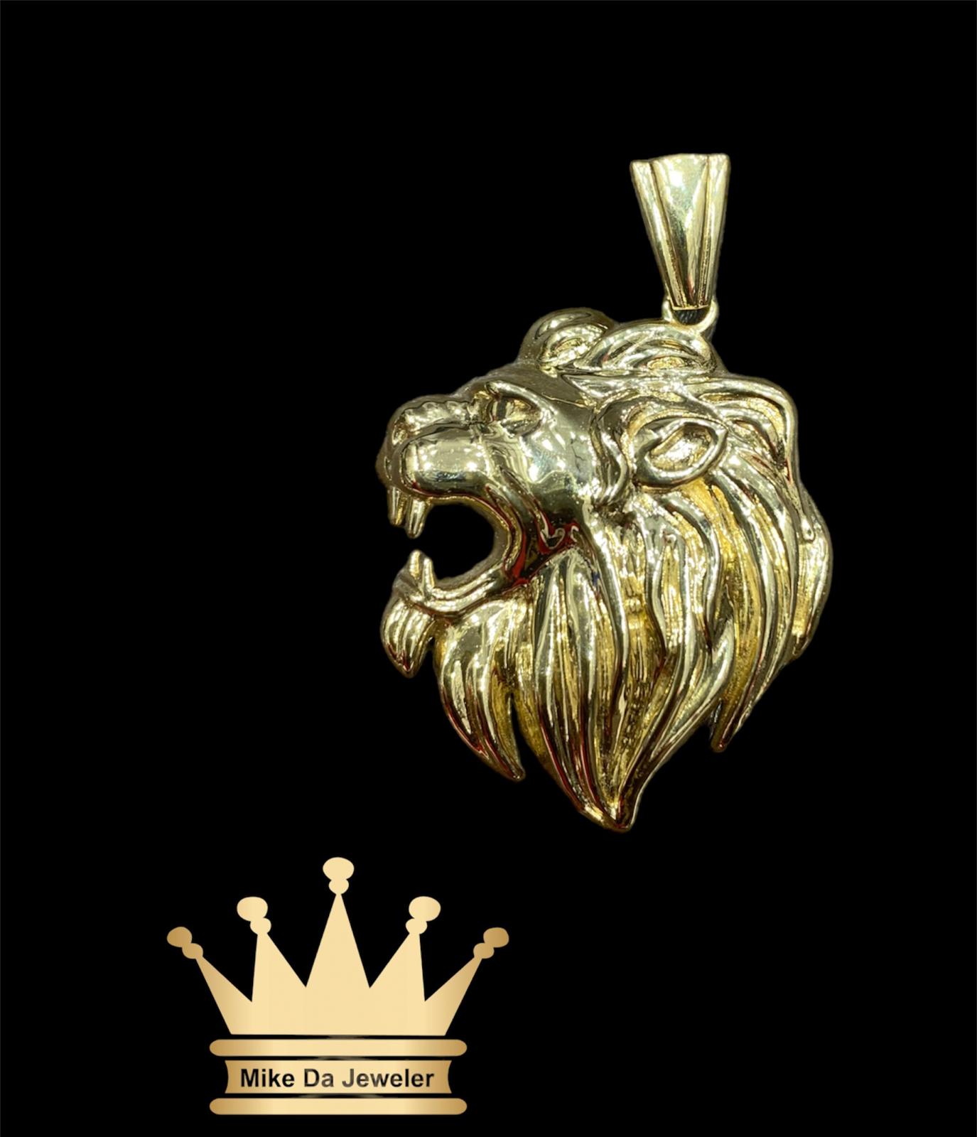 18k handmade solid lion face pendant fully polish work price $1075 dollars weight 10.17 grams 1 inches
