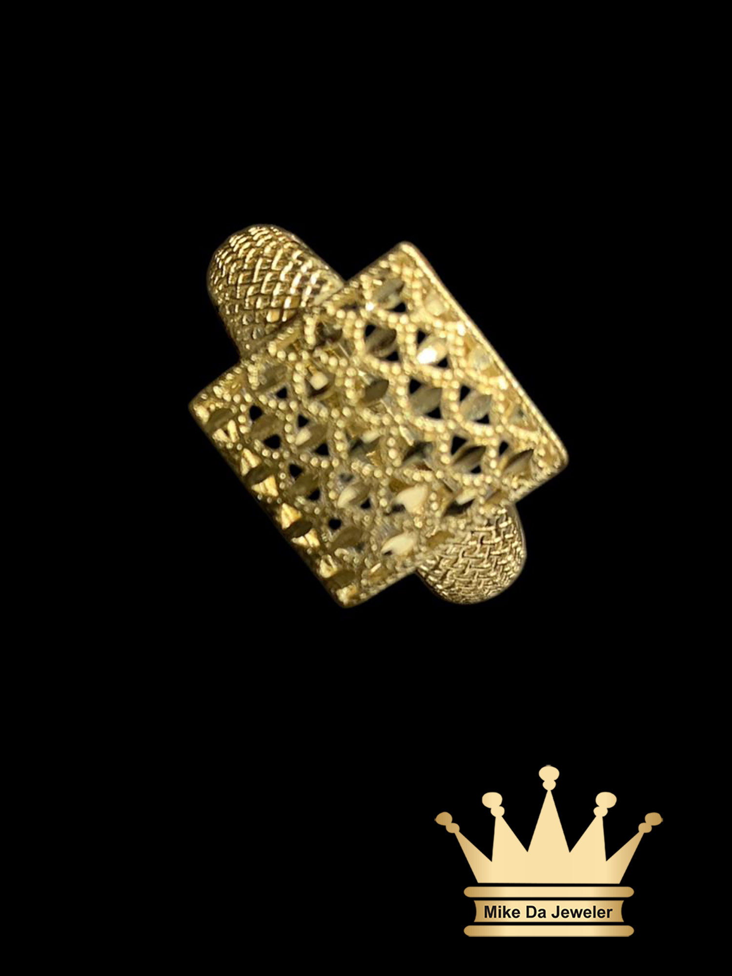 18k Gold Diamond Cut Women's Ring