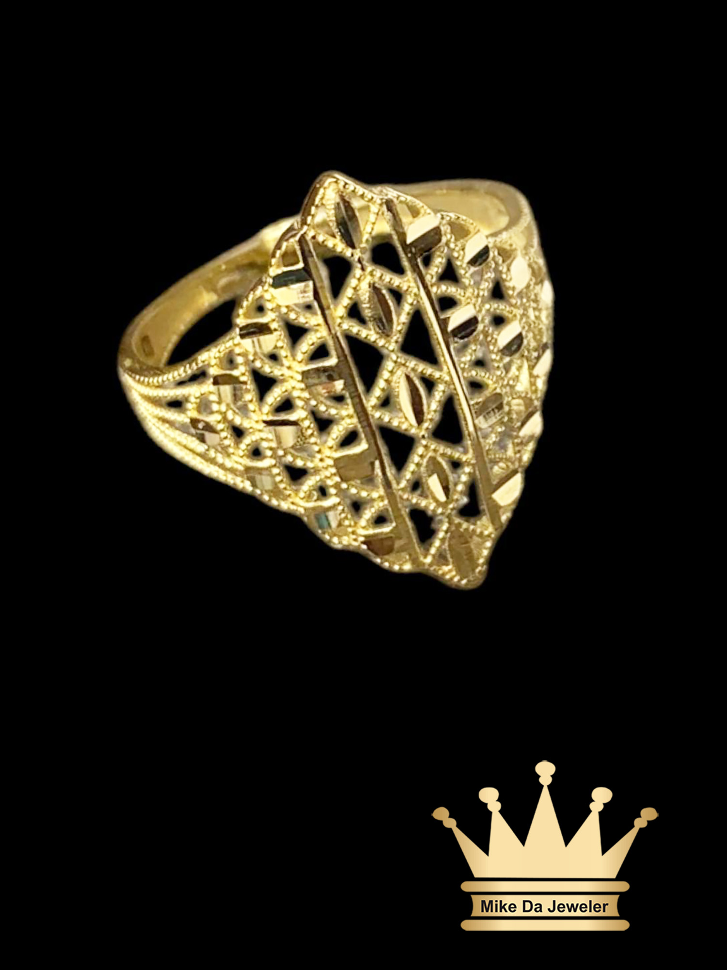 18k Gold Diamond-Cut Women's Ring
