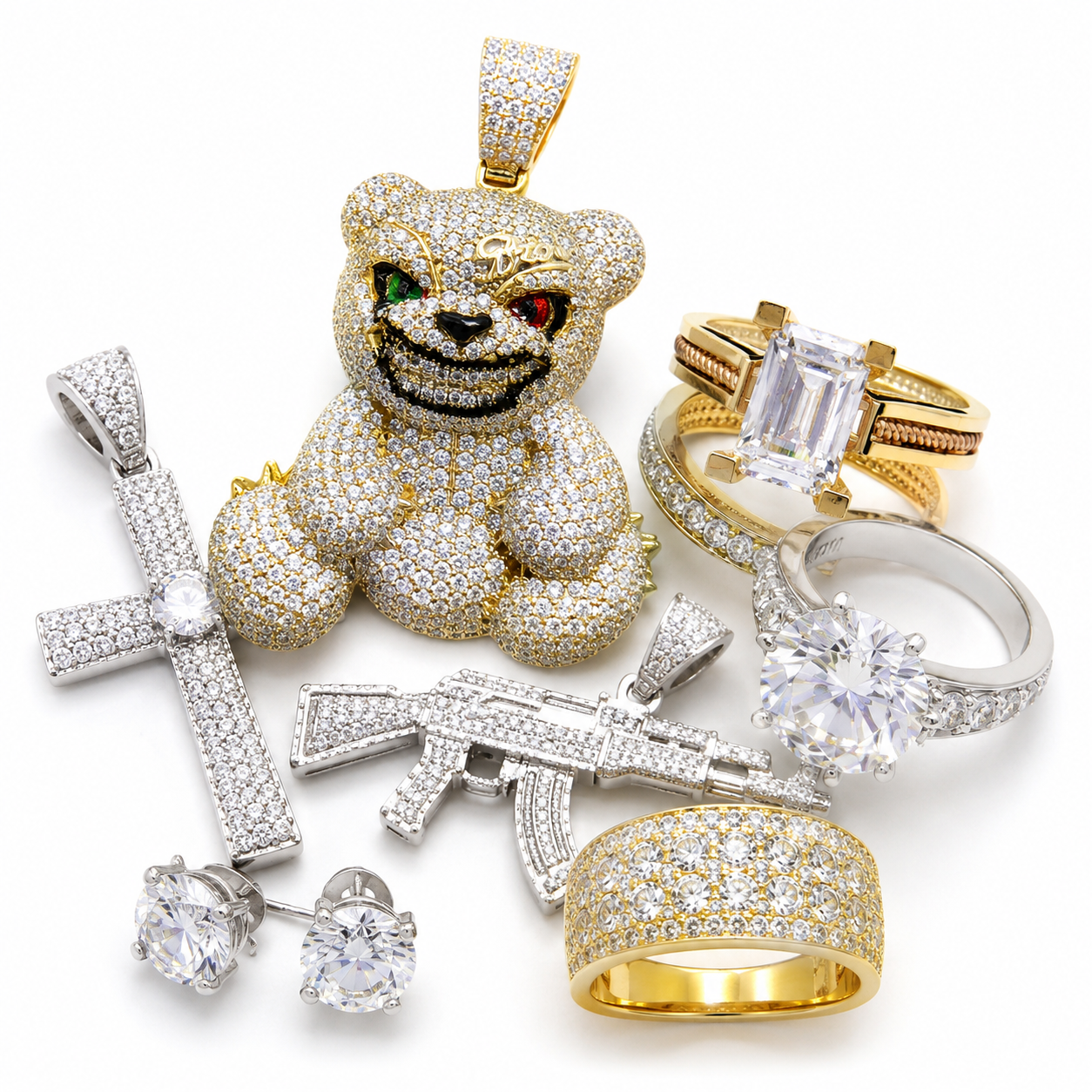 Diamond rings, pendants and earrings collection